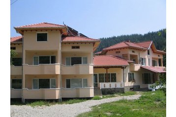 Bulgaria Penzión Apriltsi, Exterior