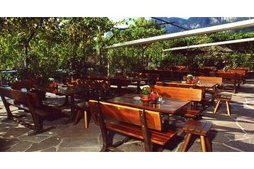 Италия Hotel Cortaccia, Экстерьер