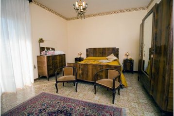 Taliansko Privát Tarquinia, Exteriér