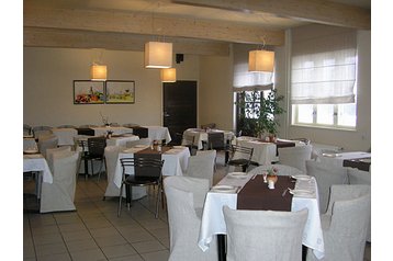 Естония Hotel Tartu, Екстериор