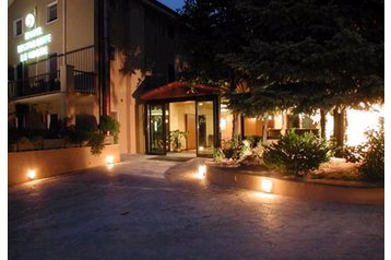 Италия Hotel Assisi, Екстериор