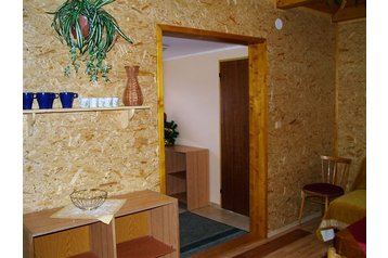 Slovensko Chata Vyhne, Exteriér