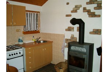 Slovensko Chata Vyhne, Exteriér