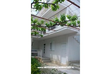 Kroatia Privát Rogoznica, Eksteriør