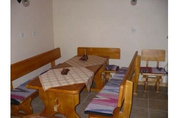 Slovacia Chata Brezovica, Exteriorul