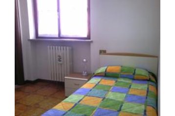 Italia Privát Abbiategrasso, Eksteriør