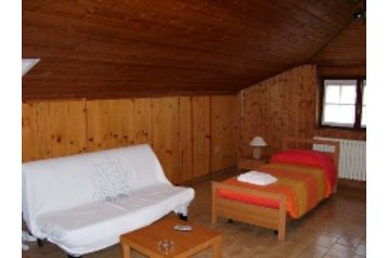 Italia Privát Abbiategrasso, Eksteriør