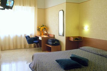 Itálie Hotel Pavia, Exteriér