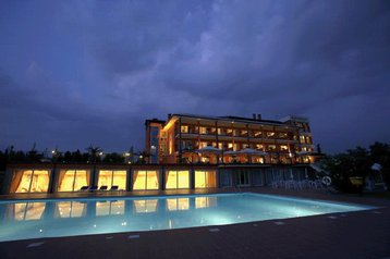 Italy Hotel Garda, Exterior