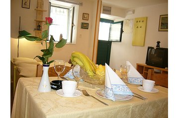 Croatia Byt Dubrovnik, Exterior