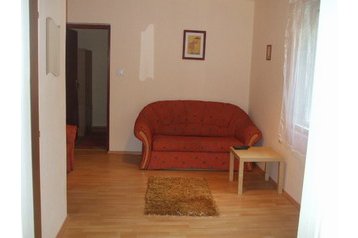 Ungheria Byt Bük, Esterno