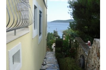 Croacia Byt Sevid, Exterior