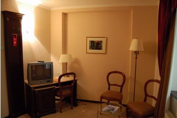 Rumeenia Hotel Bukarest / Bucureşti, Eksterjöör