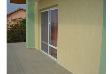 Bulgaaria Chata Albena, Eksterjöör