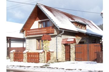 Slovacia Chata Michalová, Exteriorul