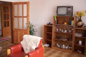 Slovacia Chata Michalová, Exteriorul