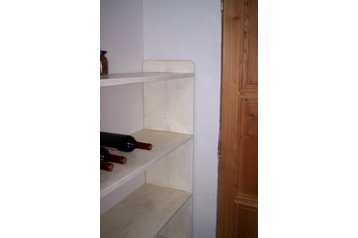 Slovacia Chata Michalová, Exteriorul