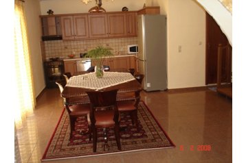 Griekenland Chata Paramonas, Exterieur