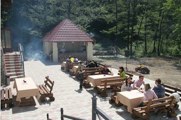 Ukraina Hotel Antalovce, Zewnątrz