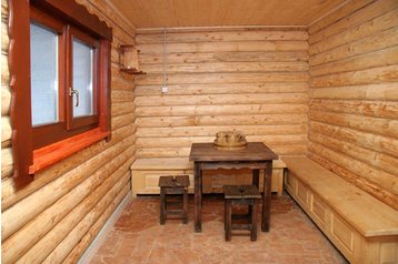 Viesnīca Antalovce 19