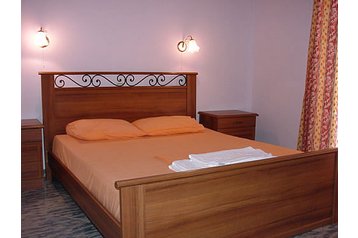 Grèce Chata Nisaki, Intérieur