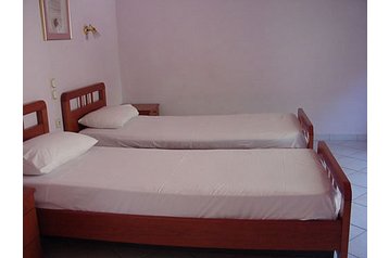 Řecko Chata Nisaki, Exteriér