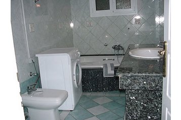 Graikija Chata Nisaki, Eksterjeras