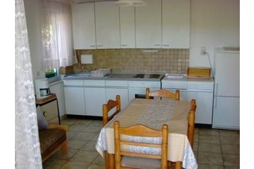 Kroatia Privát Kampor, Eksteriør