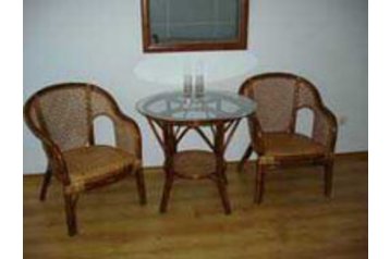 Ucranie Hotel Odesa, Extérieur