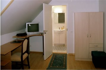 Estónsko Privát Kuressaare, Exteriér