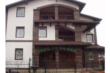 Ukraine Hotel Derežyči, Exterior