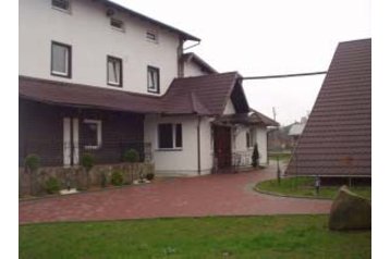 Ukraine Hotel Derežyči, Exterior