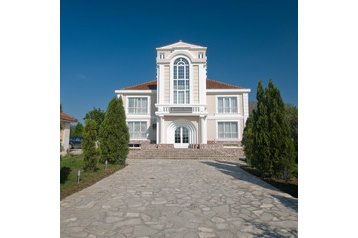Melnkalne Hotel Podgorica, Eksterjers