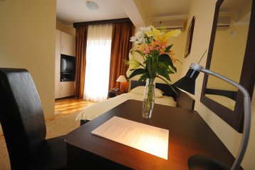 Montenegro Hotel Podgorica, Eksteriør