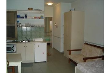 Kreeka Privát Limni, Eksterjöör