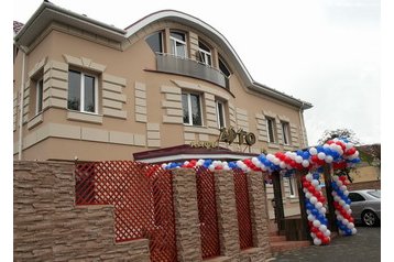 Ucrania Hotel Uzhgorod / Užhorod, Exterior