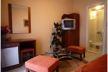 Melnkalne Hotel Budva, Eksterjers