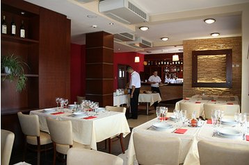 Черна гора Hotel Petrovac, Екстериор