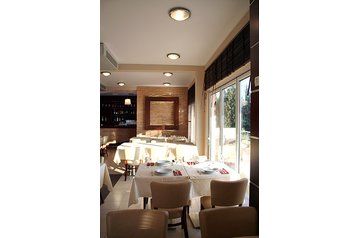 Черна гора Hotel Petrovac, Екстериор