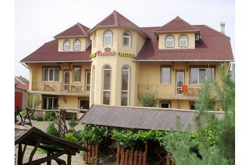 Ukraina Hotel Mukačevo, Mukatševo, Eksterjöör