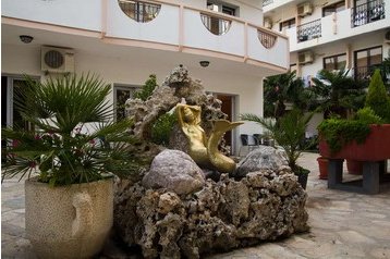 Melnkalne Hotel Sutomore, Eksterjers