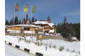 Ukraina Hotel Slavske, Zewnątrz