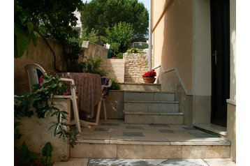 Chorvatsko Privát Pula, Exteriér