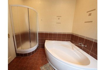 Ukraina Byt Ļvova / Ľviv, Eksterjers