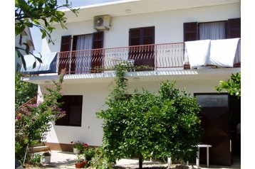 Kroatia Privát Rogoznica, Eksteriør