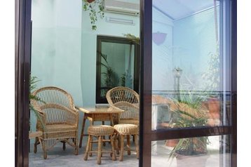 Ukraina Hotel Jalta, Eksterjöör