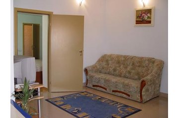 Ukraina Hotel Jalta, Eksterjöör