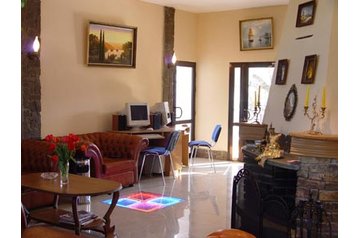 Ukraina Hotel Jalta, Eksterjöör