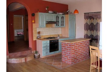 Croaţia Byt Barbat, Exteriorul