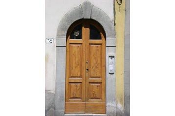 Italia Byt Florenţa / Firenze, Exteriorul